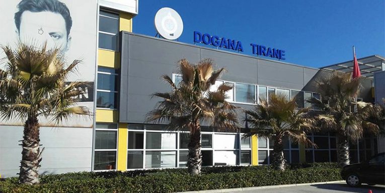 Info-point ne doganen e Tiranes, sherbimi i ri ndaj biznesit dhe individeve